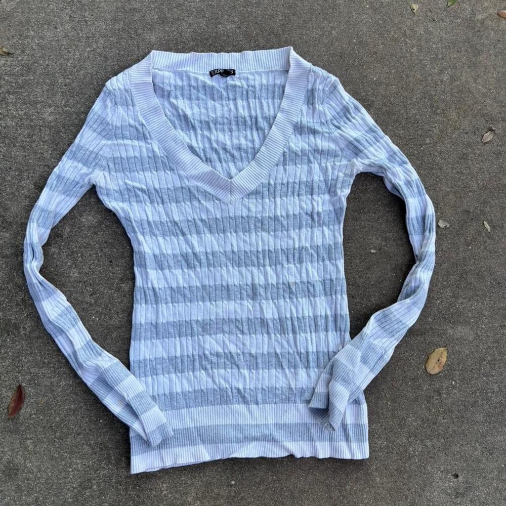 Vintage y2k grey and white